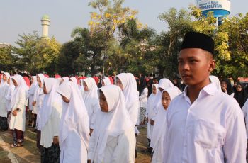 Paskanusa dan Pengurus Osis SMK NU 01 Kendal : Khidmat kepada NU yaitu Laksanakan Tugas Semaksimal Mungkin